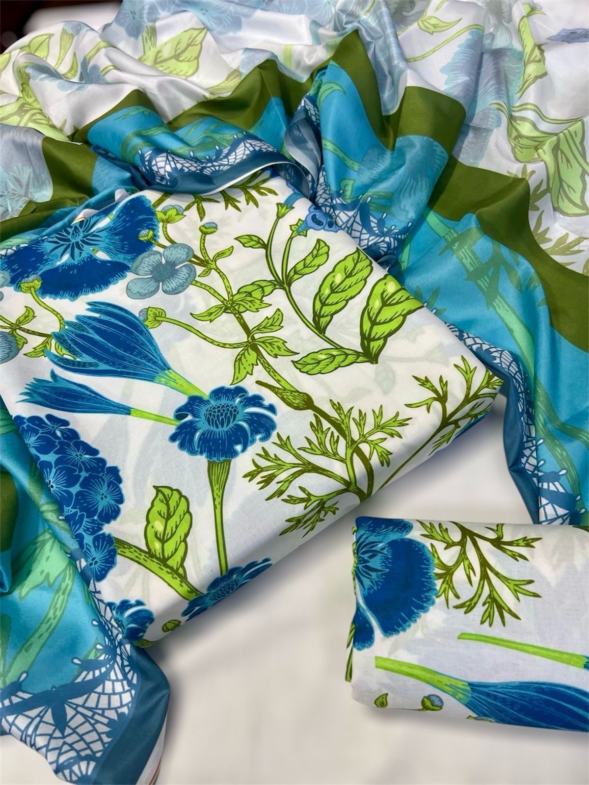 SWISS LAWN 3| PCS UNSTICH