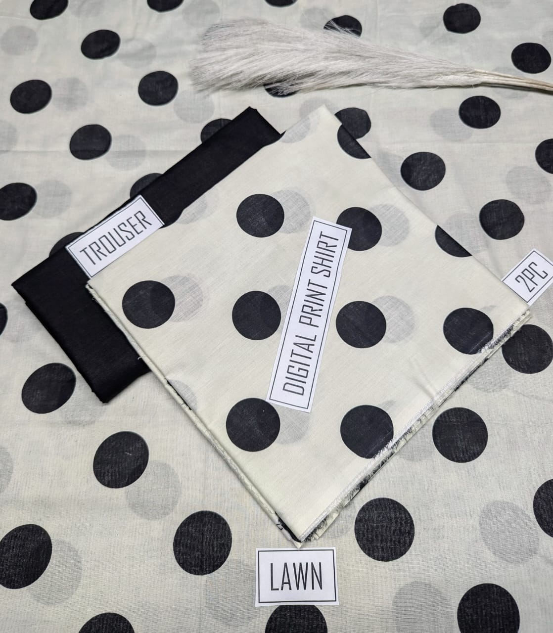 Printed lawn 2 piece unstitched suit